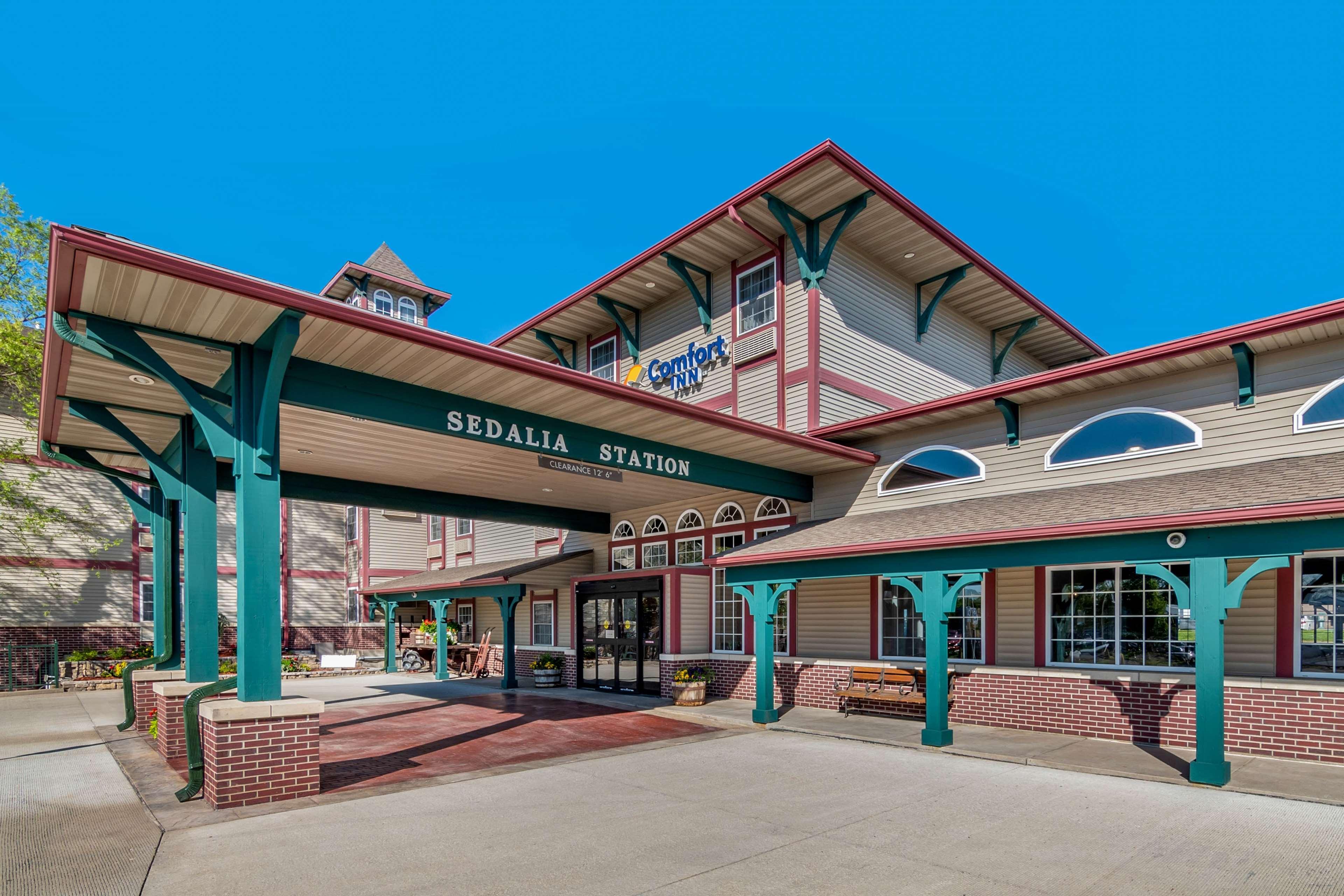Comfort Inn Sedalia Station Exterior foto
